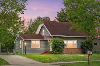 7911 W Cold Spring Rd, Greenfield, WI 53220