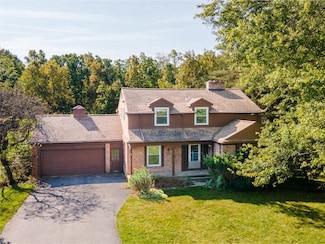 58 Canfield Rd, Pittsford, NY 14534