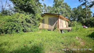 17505 S Lakeview Dr, Splendora, TX 77372