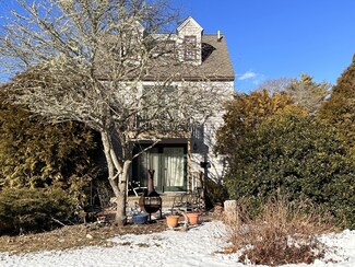 50 Nightingale Rd Unit 4, Plymouth, MA 02360