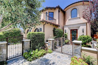 853 6th St, Manhattan Beach, CA 90266