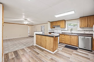 5200 Lake Shore Ln Unit 12, Denton, TX 76208