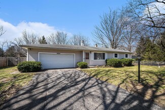 59856 Whitewood Dr, Mattawan, MI 49071