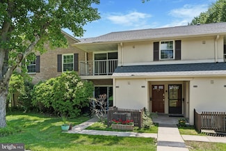215 Old Forge Crossing Unit 215, Devon, PA 19333