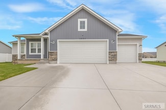 4246 Ola Vista Ave, Ammon, ID 83401