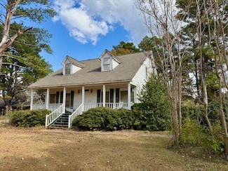 64 Meadowview Dr, Louisville, MS 39339