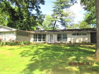 2350 Norwood Blvd, Florence, AL 35630