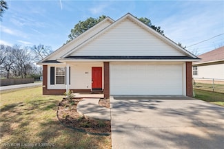 601 N Oak St, Hackett, AR 72937