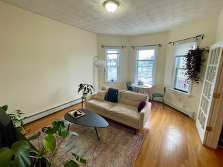 40 Litchfield St Unit 3, Brighton, MA 02135