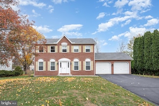 6 Auburn Cir, Boiling Springs, PA 17007