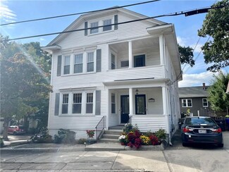 31 Blodgett Ave, Pawtucket, RI 02860