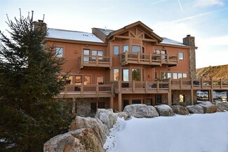 264 Southwind Dr, Seven Springs Resort, PA 15622