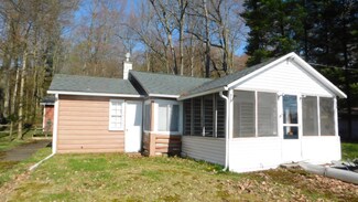 12548 S Sand Beach Dr, Grant, MI 49327