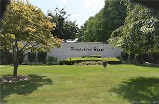 887 Farmington Ave Unit 5E, West Hartford, CT 06119