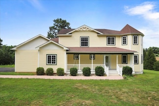114 Meagans Run Rd, Woodstock, VA 22664