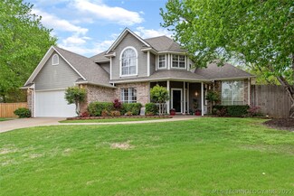 2208 Park Cir, Muskogee, OK 74403