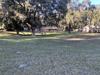 3 Lakeside Dr, Ocala, FL 34482