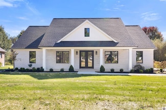 230 Peppers Mill Dr, Paducah, KY 42001