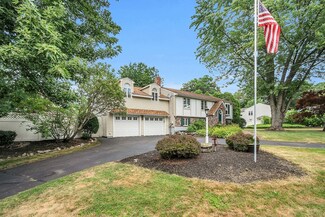 4 William Rd, Billerica, MA 01821