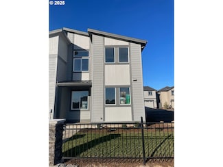 4224 SE Century Blvd, Hillsboro, OR 97123