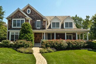 1515 Kittyhawk Ln, Glenview, IL 60026