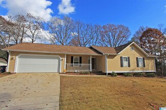 303 Randall Dr, Anniston, AL 36207