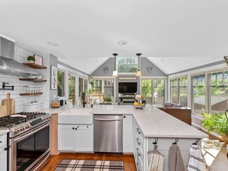 359 Lake Dr, South Hamilton, MA 01982