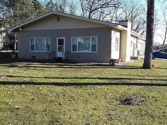 13135 Lindberg St, Cedar Lake, IN 46303