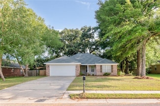 7589 Elizabeth Dr, Daphne, AL 36526