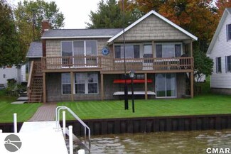 10940 S Shore Dr, Lake, MI 48632