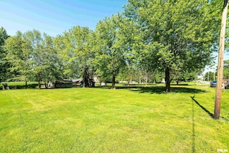 301 Walnut St, Energy, IL 62933