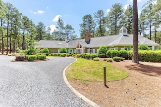 11 Abbottsford Dr, Pinehurst, NC 28374