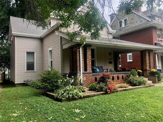 426 Park Ave, Belleville, IL 62220
