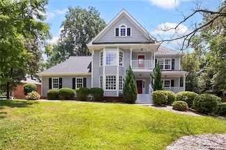1533 Tennessee Walker Dr NE, Roswell, GA 30075