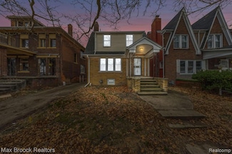 2681 Clairmount St, Detroit, MI 48206