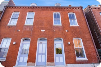 918 Russell Blvd, Saint Louis, MO 63104