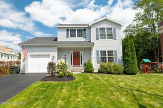 4 Manor Place, Watervliet, NY 12189