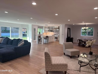 31923 Watergate Ct, Westlake Village, CA 91361