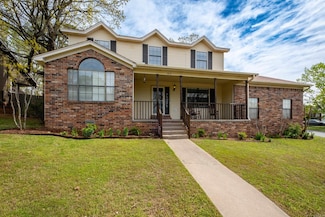 1617 Cherry Brook Dr, Little Rock, AR 72211