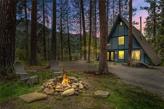 1320 Riverbend Rd, Superior, MT 59872