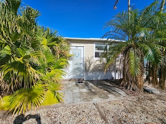 3388 Fifth Ave Unit 28, Saint James City, FL 33956