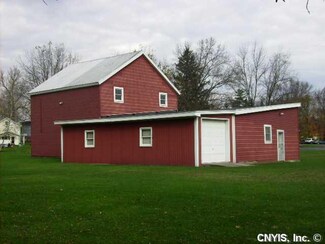 59 W Kendrick Ave, Hamilton, NY 13346