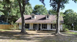 135 Elm St, Ragley, LA 70657