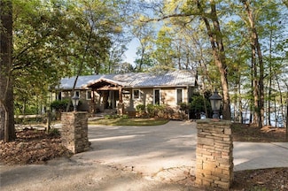 736 Cedar Ridge Rd, Hartwell, GA 30643