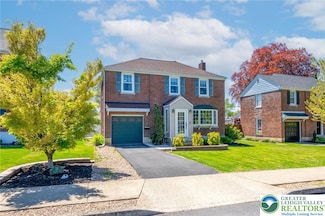 710 N 2nd St, Emmaus, PA 18049