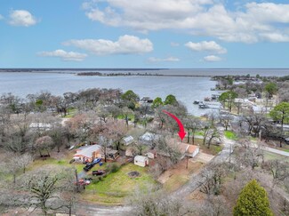 103 Wildwood Crossover St, Gun Barrel City, TX 75156