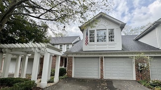 206 Waterside Dr, Canonsburg, PA 15317