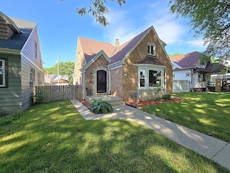 4937 W Medford Ave, Milwaukee, WI 53216