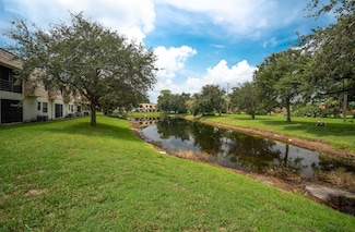 4151 Oak Terrace Dr, Greenacres, FL 33463