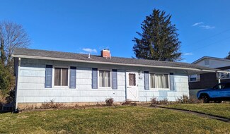14 Englewood Ave, Wheeling, WV 26003